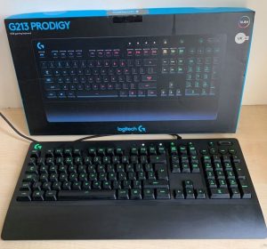 Keyboard Gaming Logitech G213 Prodigy